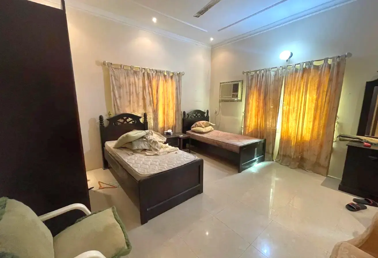 4-Bedroom Villa for Sale in Sanad – Al Nasfah