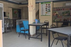 RESTAURANT FOR SALE– MAAMER ( MAIN ROAD)