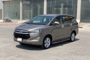 Toyota Innova 2016 (Bronze)