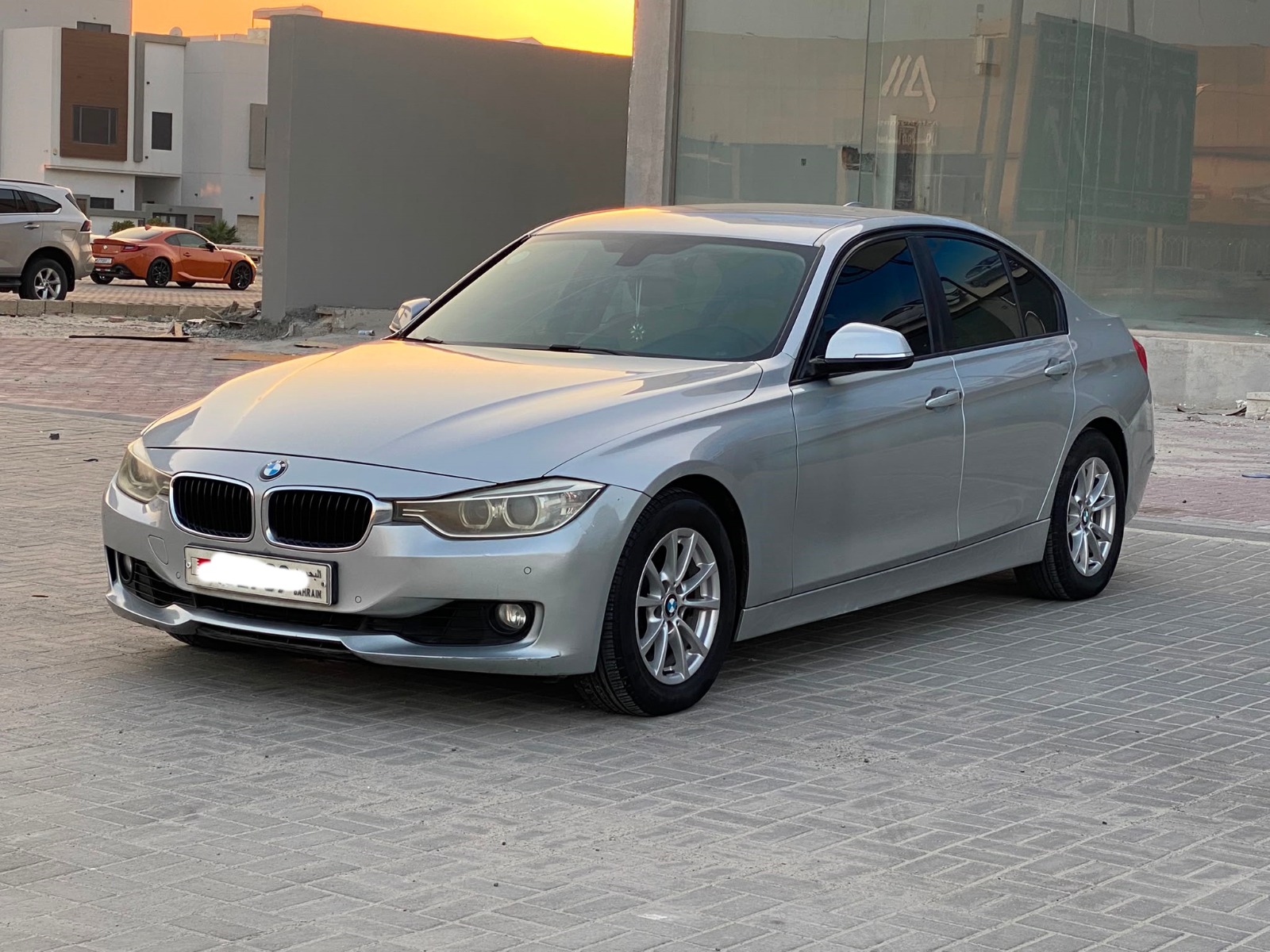 BMW 320i 2013 (Silver)