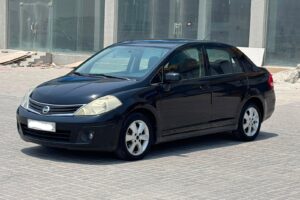 NISSAN TIIDA 2011 BLACK