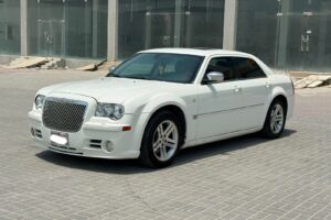 Chrysler 300C 2006 (White)
