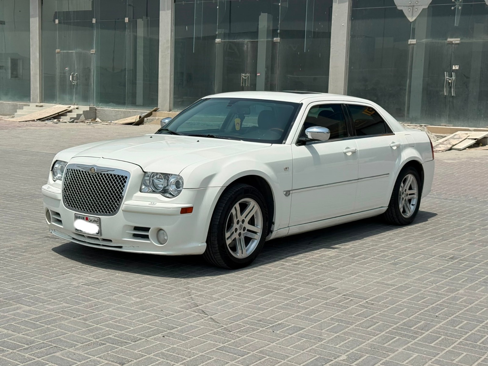 Chrysler 300C 2006 (White)