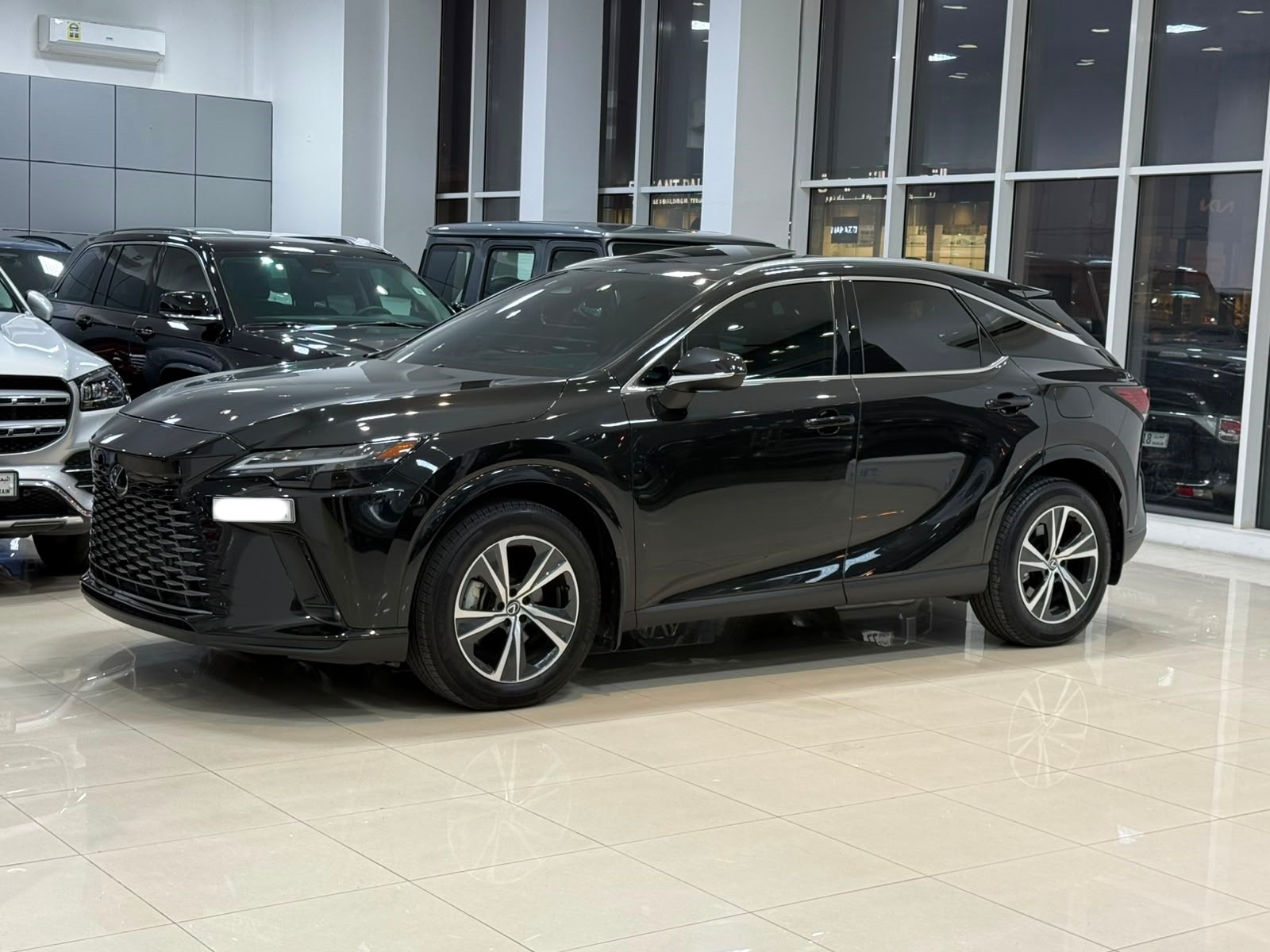 Lexus RX-350 / 2025 (Black)