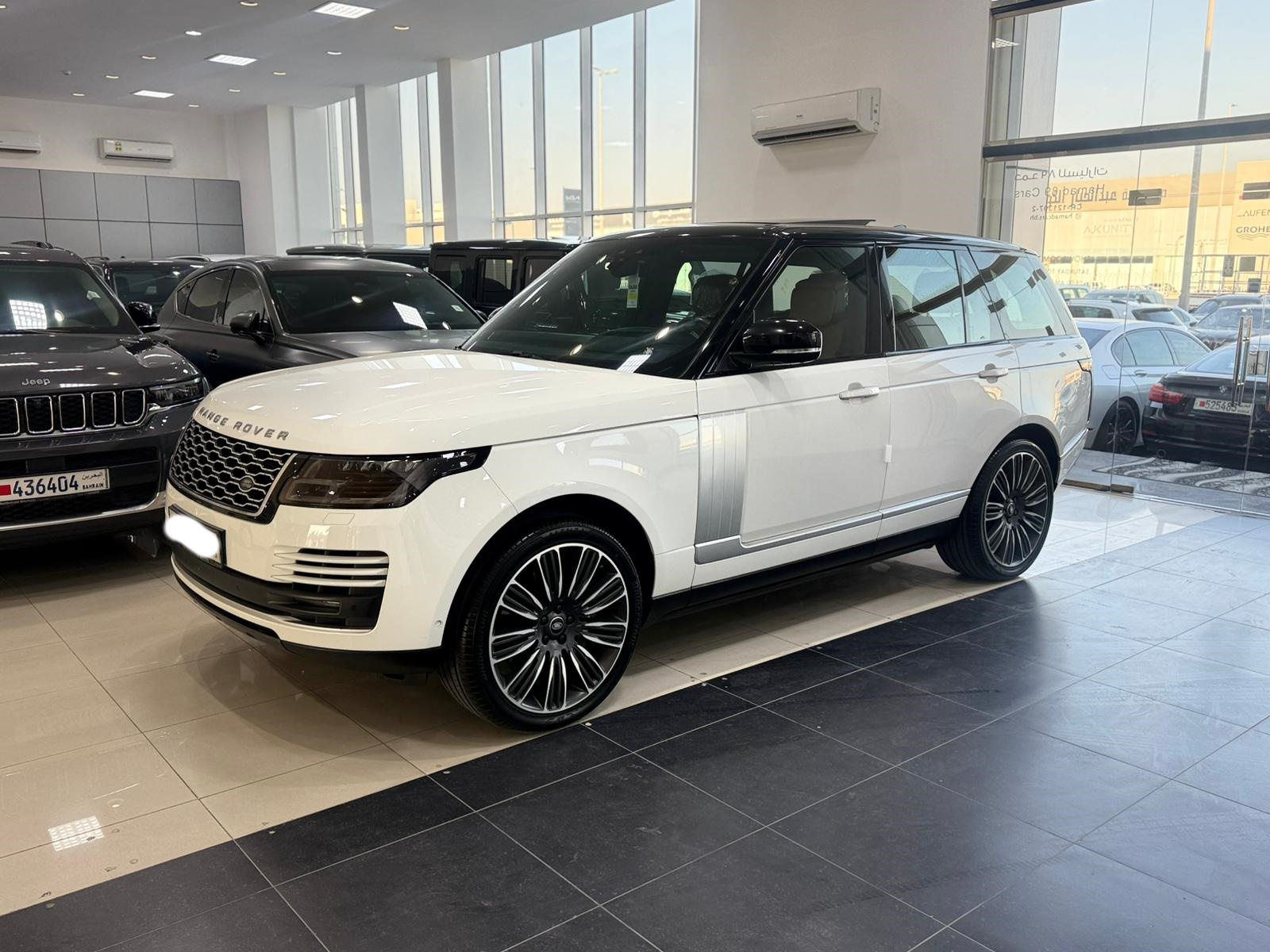 Range Rover Vogue SE 2019 (White)