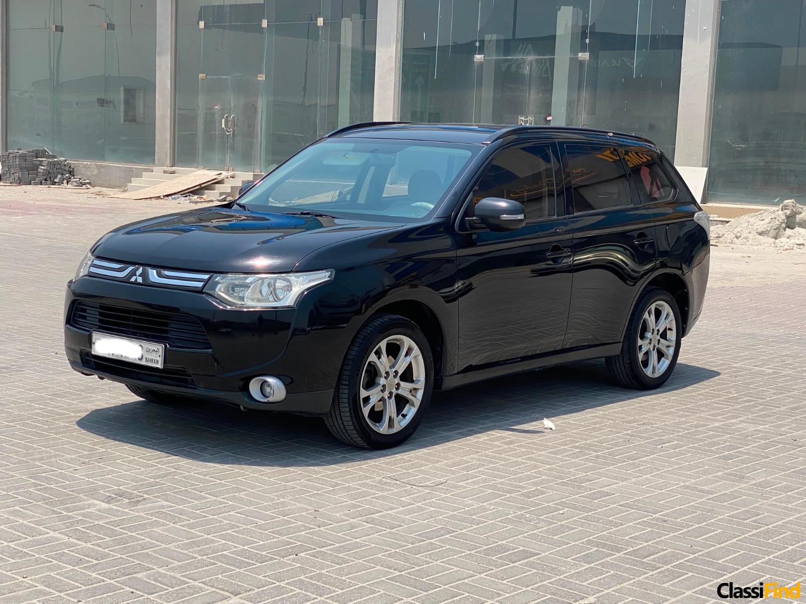 Mitsubishi Outlander 2014 (Black)