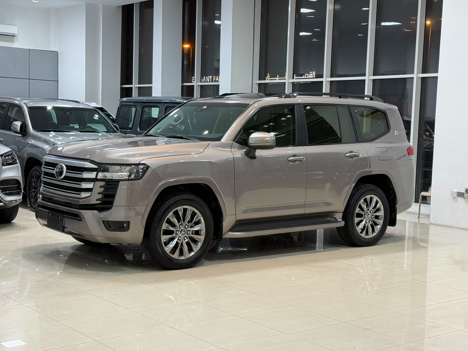 Toyota Land Cruiser GX-R 2022 (Bronze)