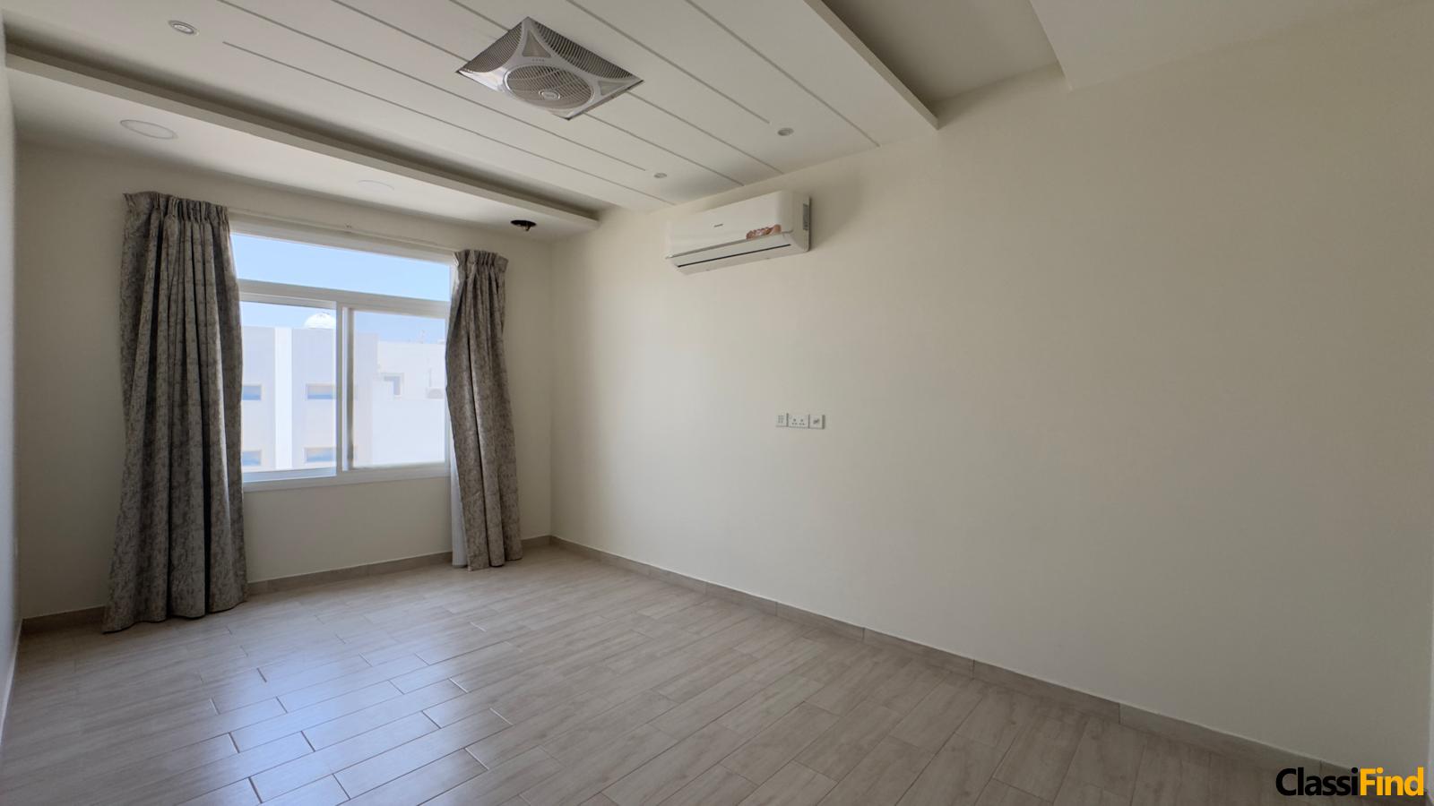 Semi furnished Flat For rent in Tubli Bay
