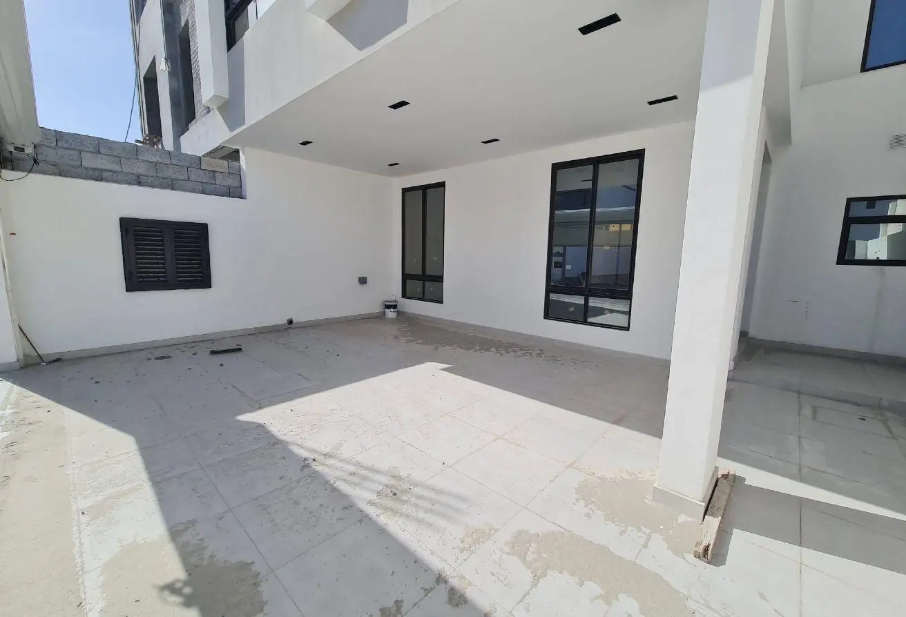 Brand New Villa for Sale in Busaiteen