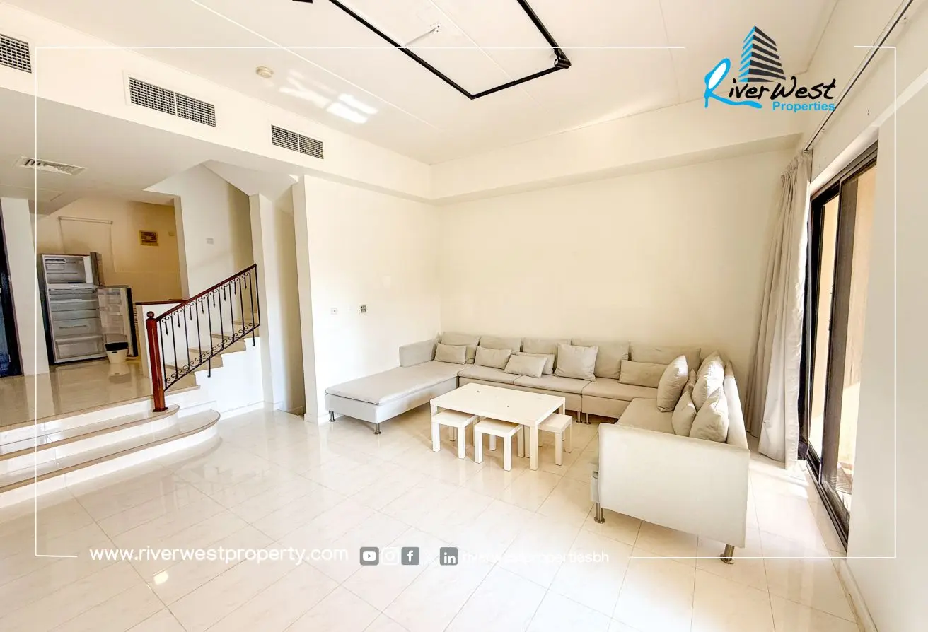 Waterfront Canal Style Villa for Sale in Al Marsa