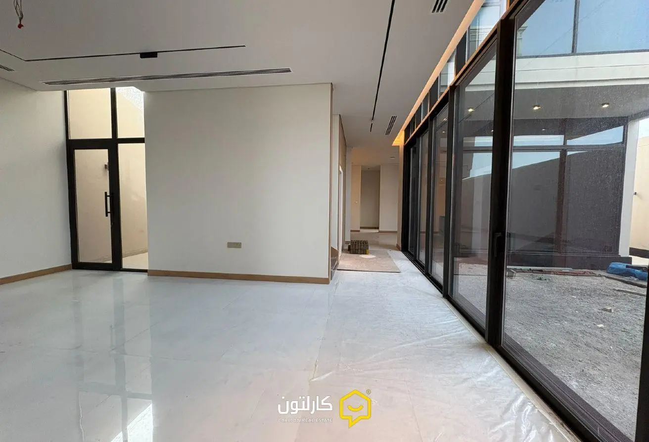 Modern Luxury Villa with Garden for Sale