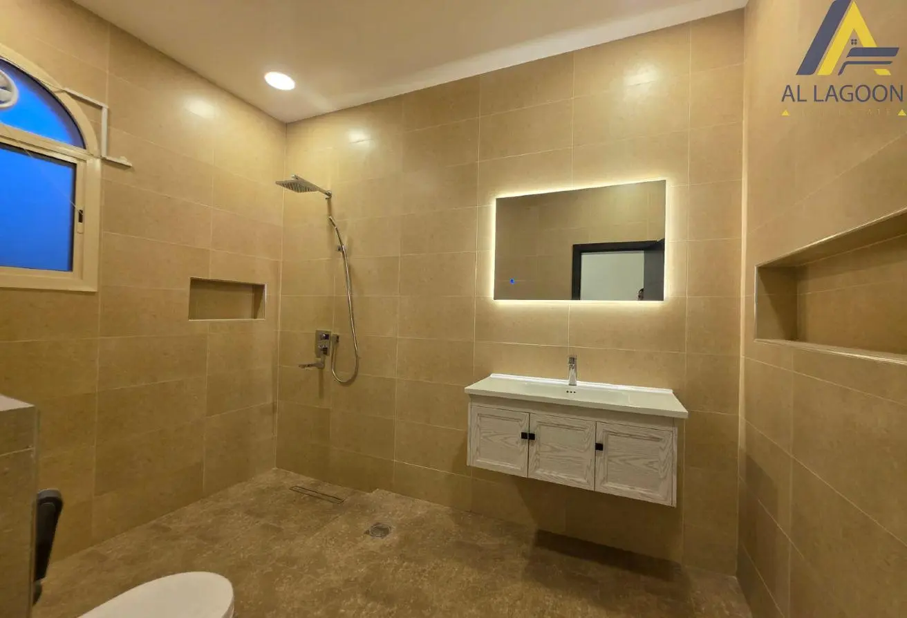Distinctive Villa for Sale in Hidd – Corner, 2 Commercial Streets