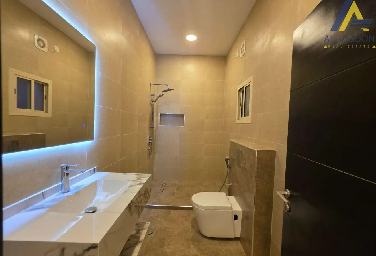 Distinctive Villa for Sale in Hidd – Corner, 2 Commercial Streets