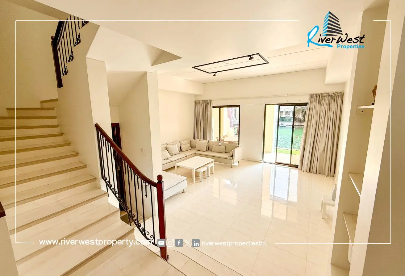 Waterfront Canal Style Villa for Sale in Al Marsa
