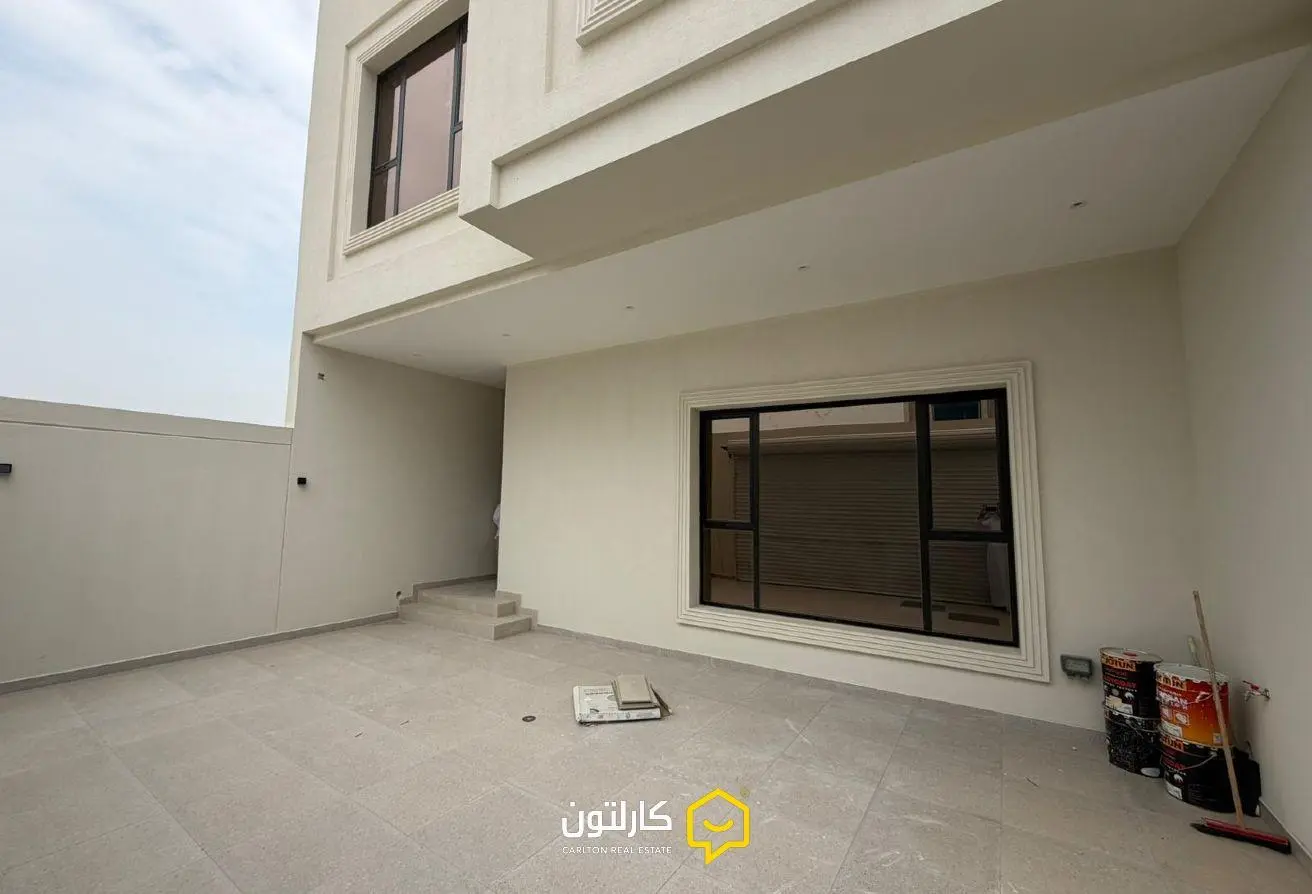 Modern 4BR Villa for Sale in Hamala Villas