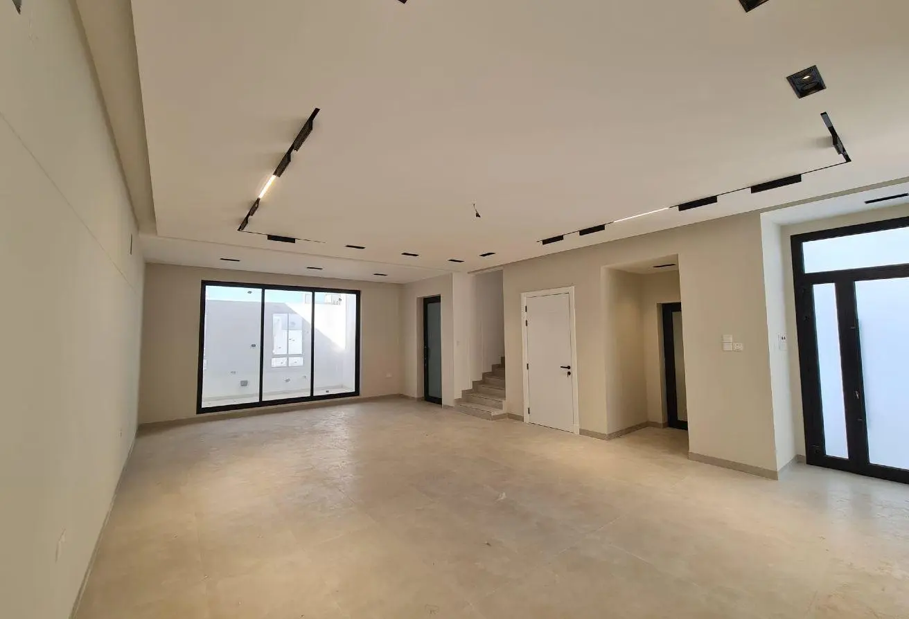 Brand New Villa for Sale in Busaiteen