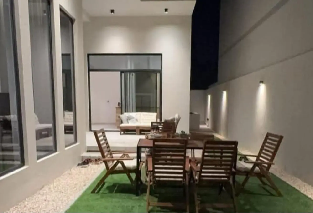 Villa for sale in Jad Al-Haj area