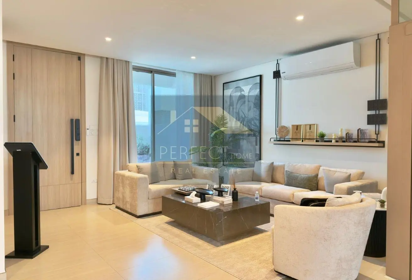 4-Bedroom Villas for Sale in Arad