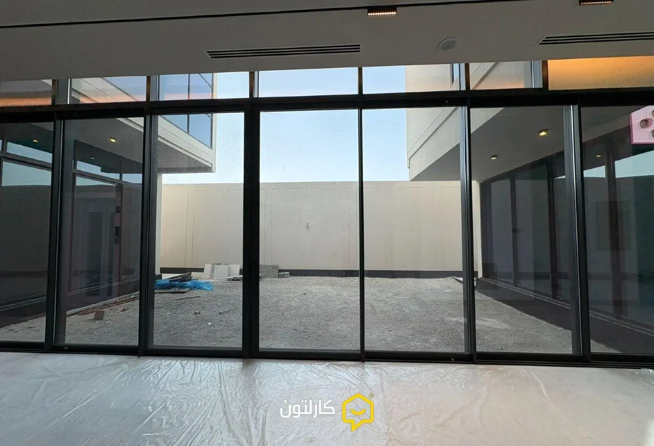 Modern Luxury Villa with Garden for Sale