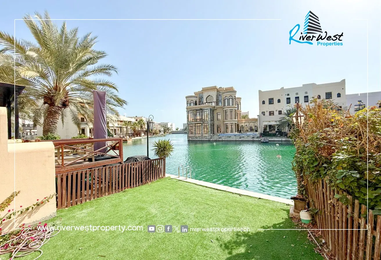 Waterfront Canal Style Villa for Sale in Al Marsa