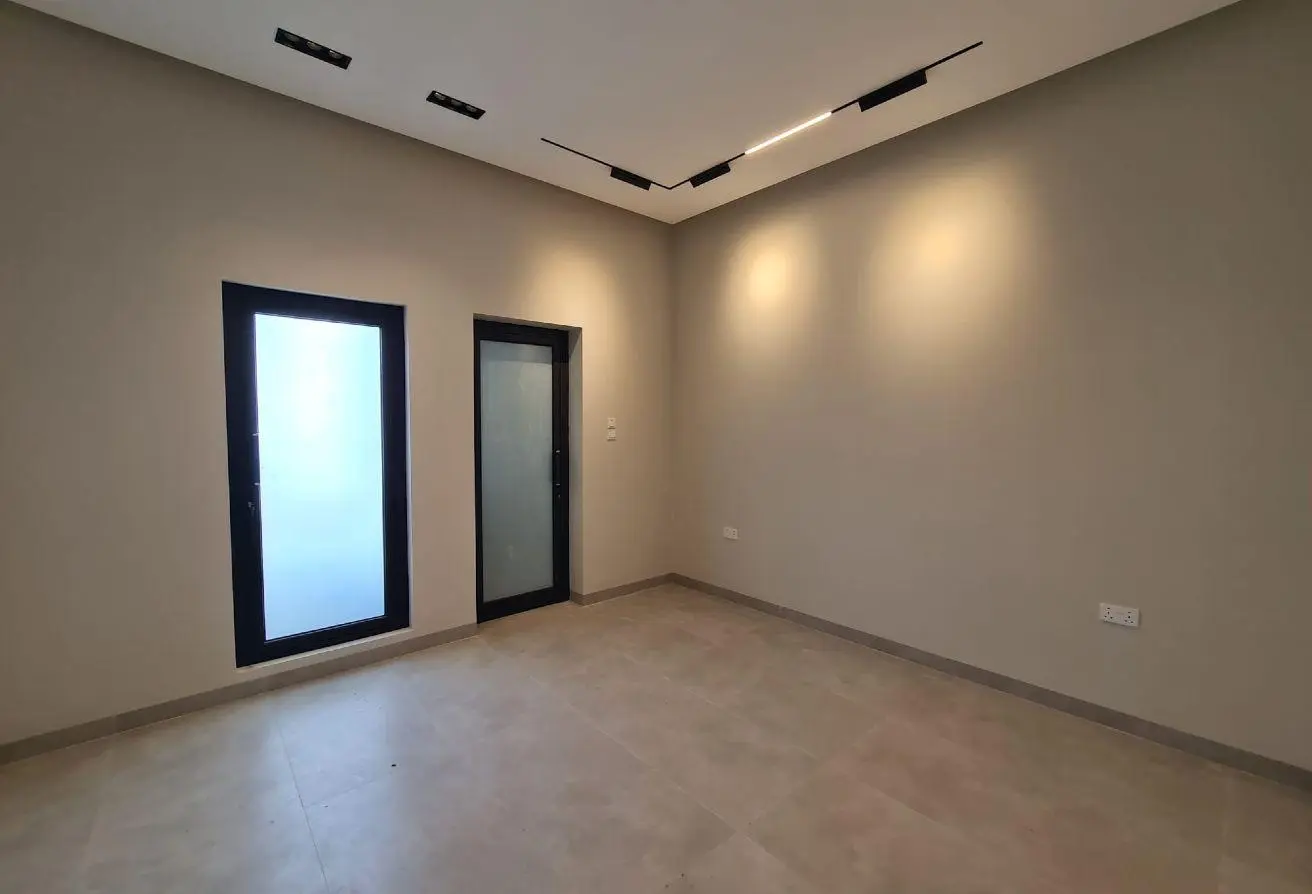Brand New Villa for Sale in Busaiteen