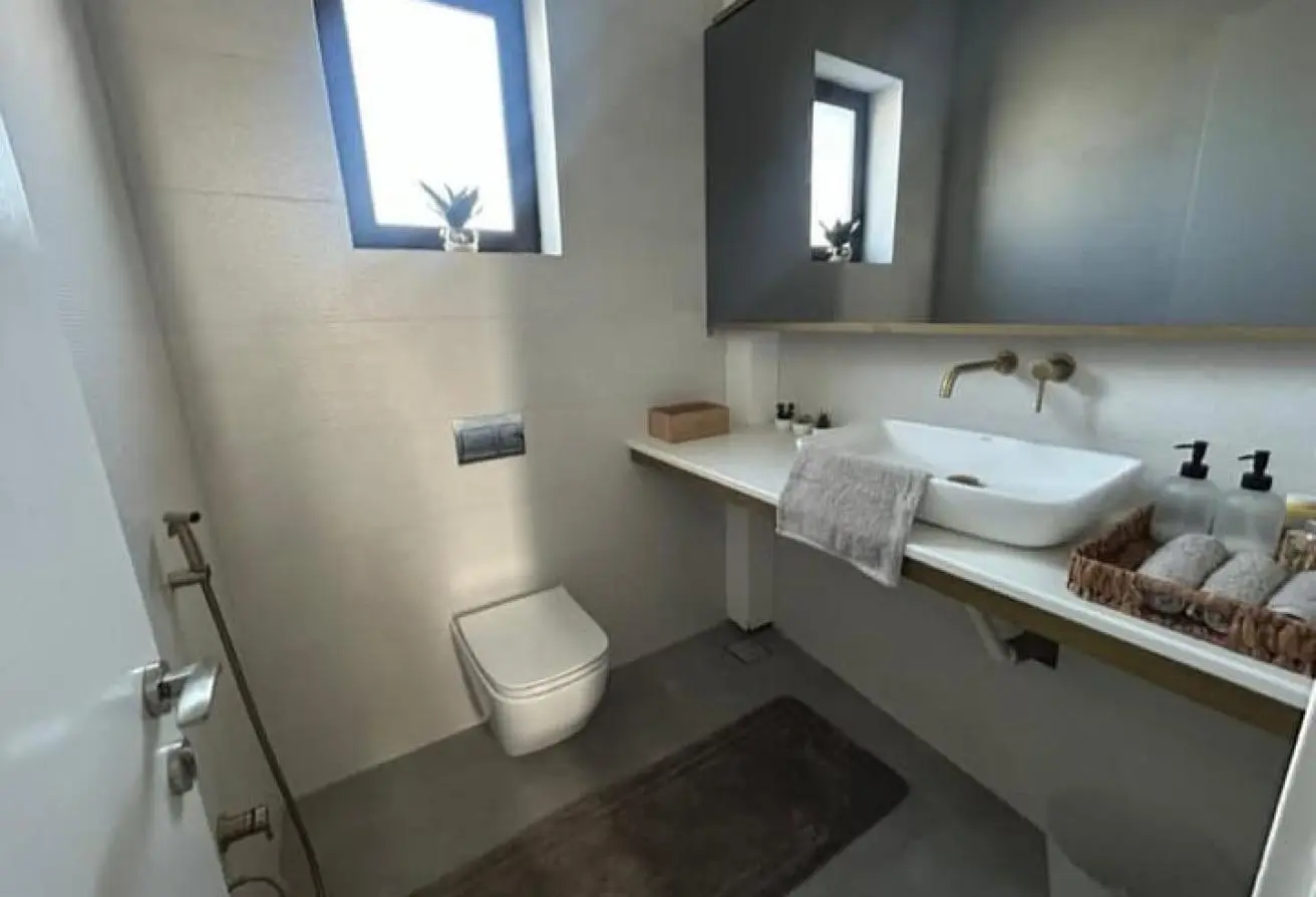 Villa for sale in Jad Al-Haj area