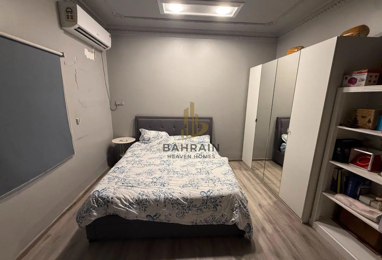 9BR Fully Furnished Villa for Sale in Hamad Town