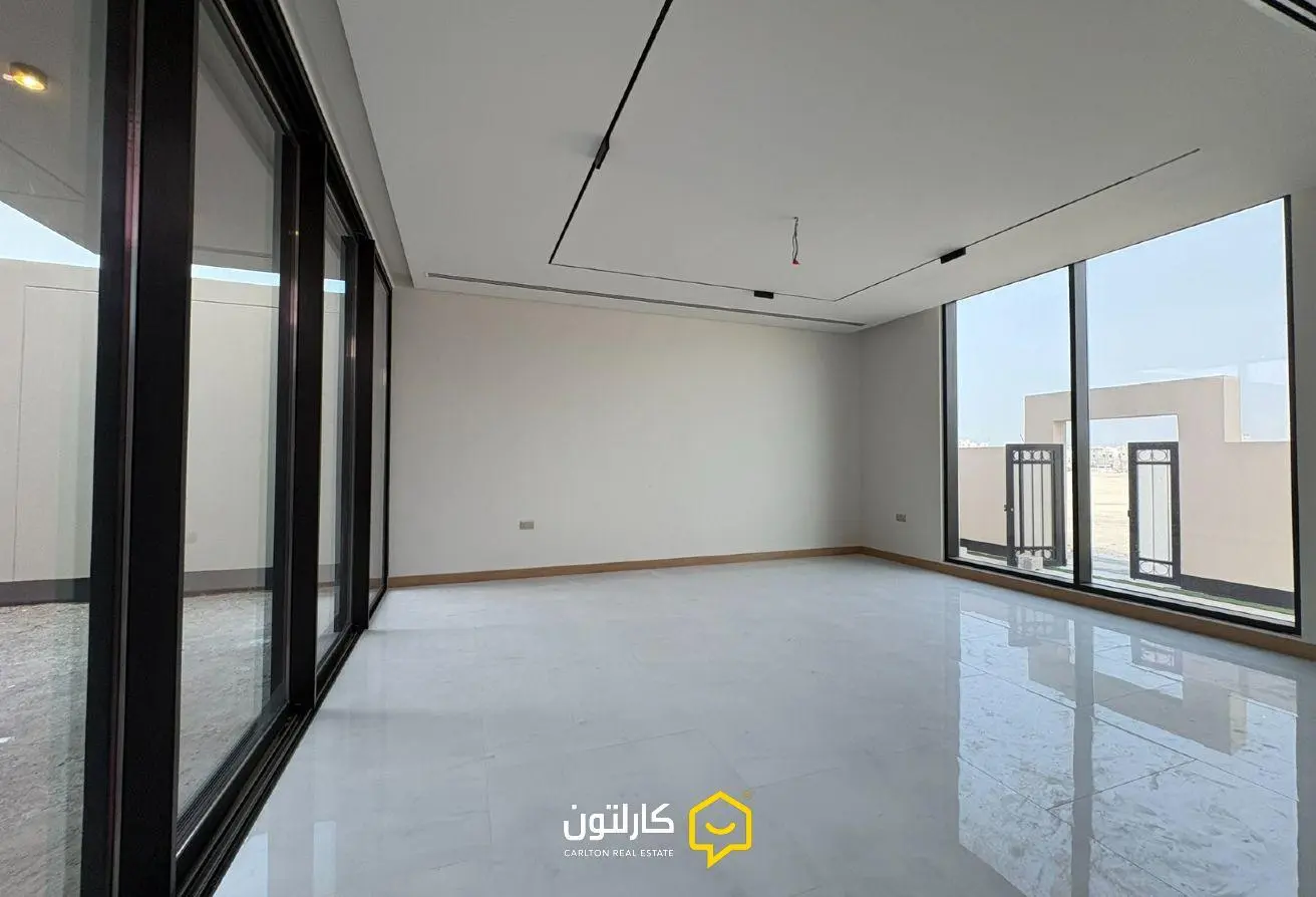 Modern Luxury Villa with Garden for Sale