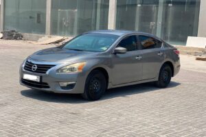 Nissan Altima 2016 (Grey)