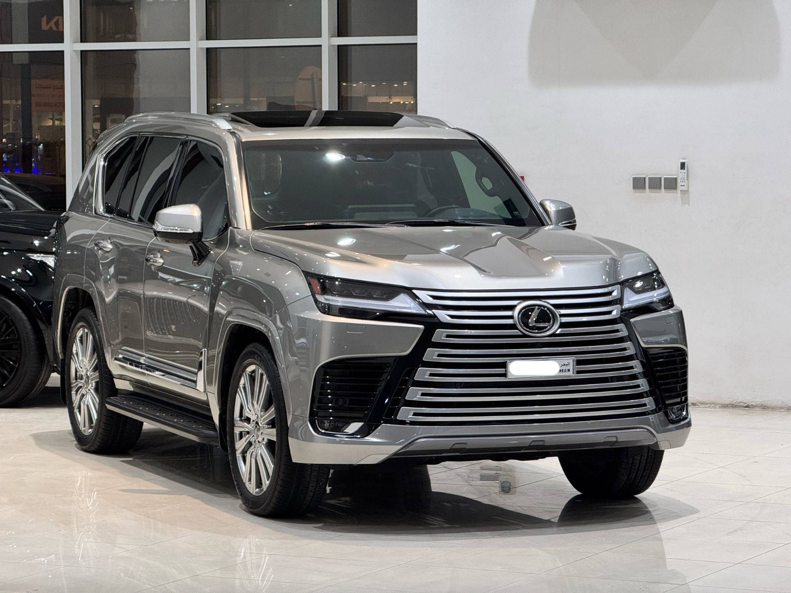 Lexus LX-600 / 2023 (Silver)