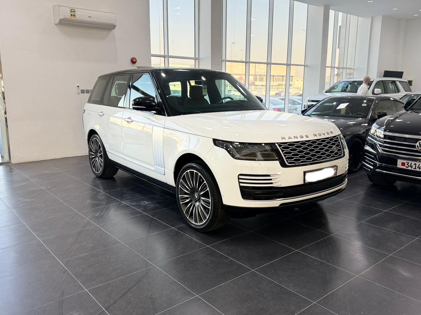 Range Rover Vogue SE 2019 (White)