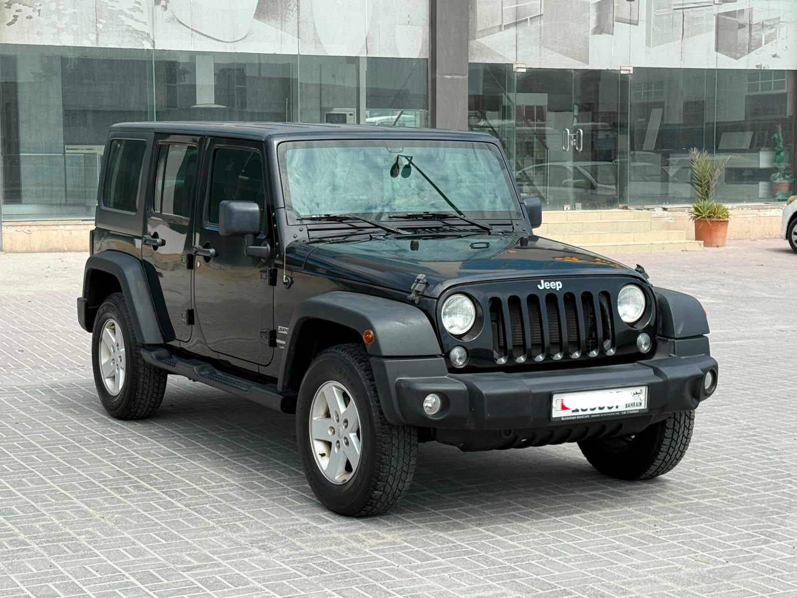 Jeep Wrangler Sport 2018 (Black)