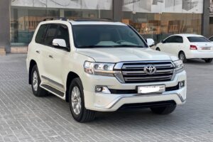 Toyota Land Cruiser GX-R 2018 (Pearl)