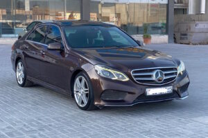 Mercedes Benz E-300 / 2014 (Brown)