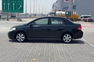 NISSAN TIIDA 2011 BLACK