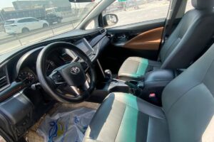 Toyota Innova 2016 (Bronze)