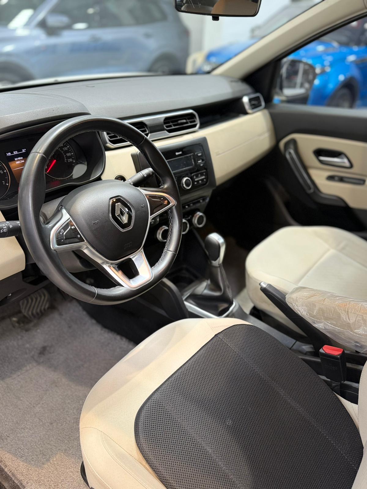 Renault Duster 2020 (White)