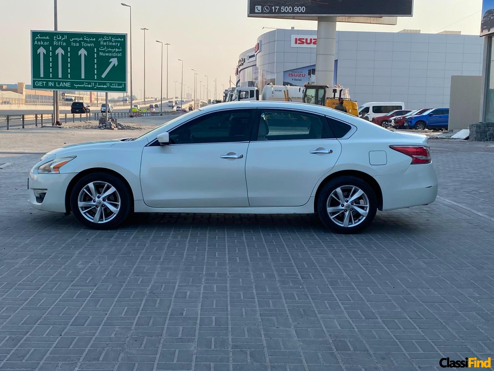 Nissan Altima 2016 (White)