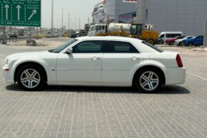 Chrysler 300C 2006 (White)