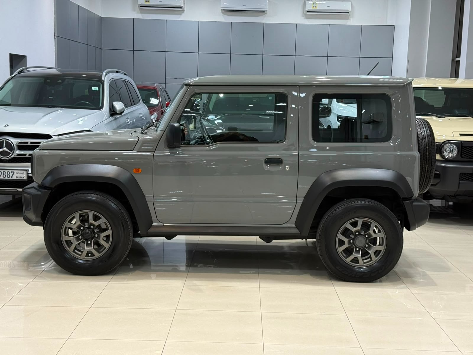 Suzuki Jimny 2022 (Grey)