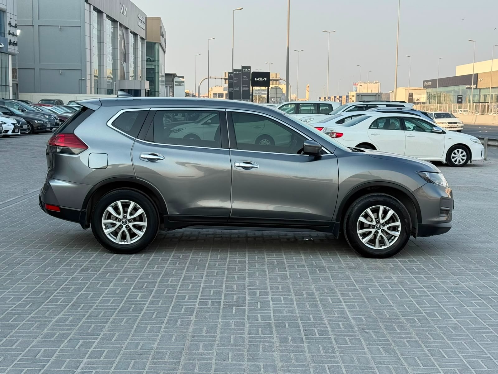 Nissan X-Trail 2022 (Grey)