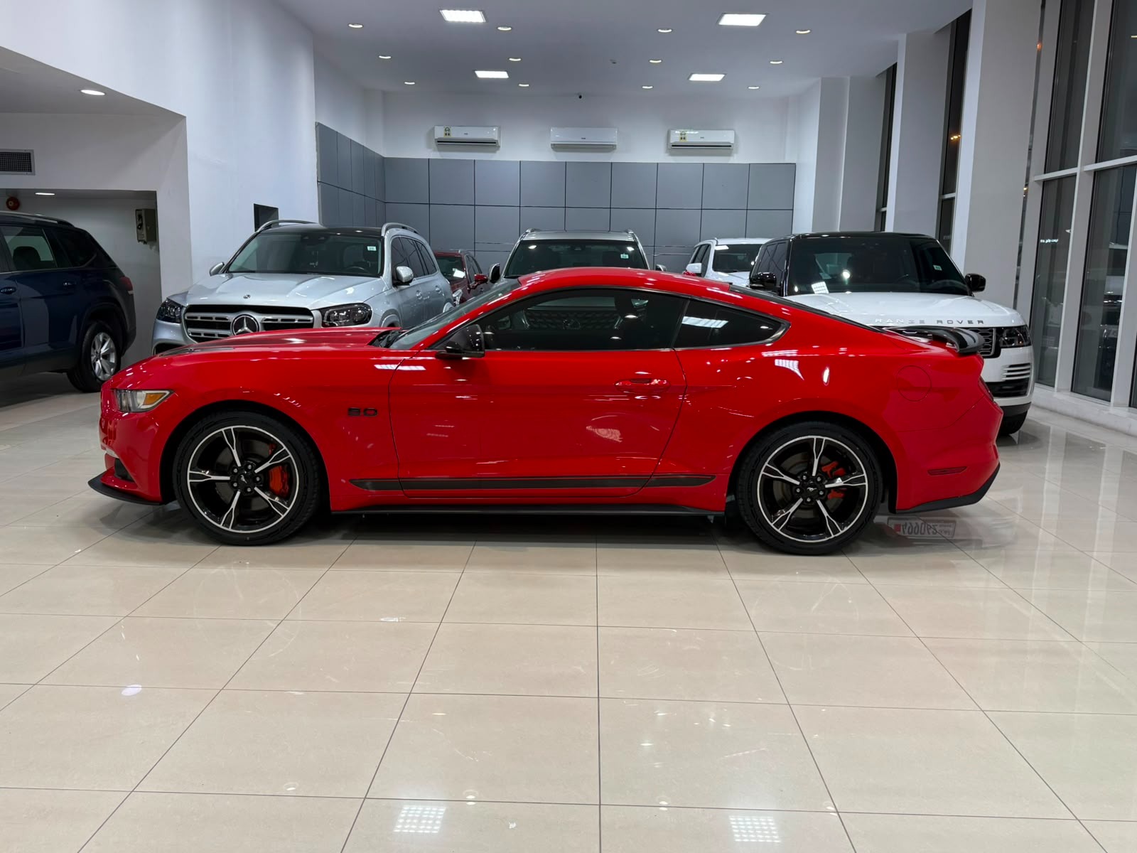 Ford Mustang GT 2017 (Red)