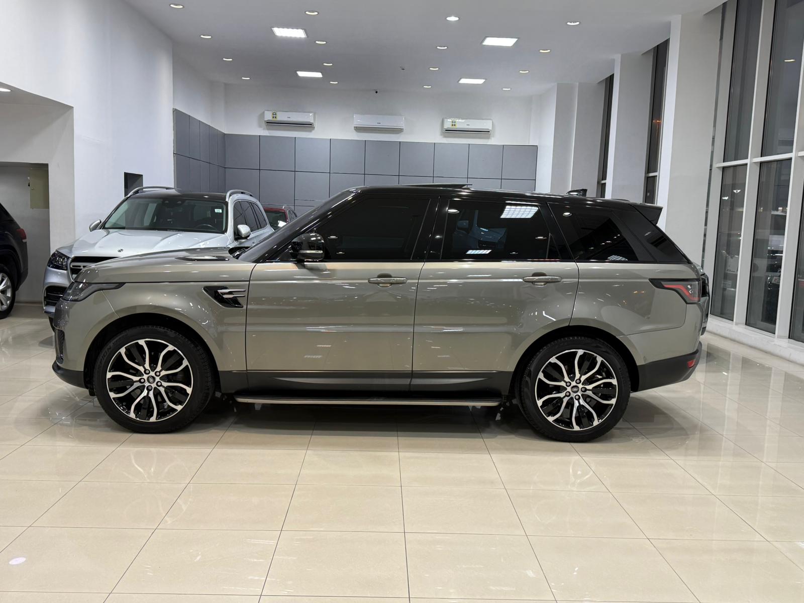 Range Rover Sport SE 2021 (Grey)