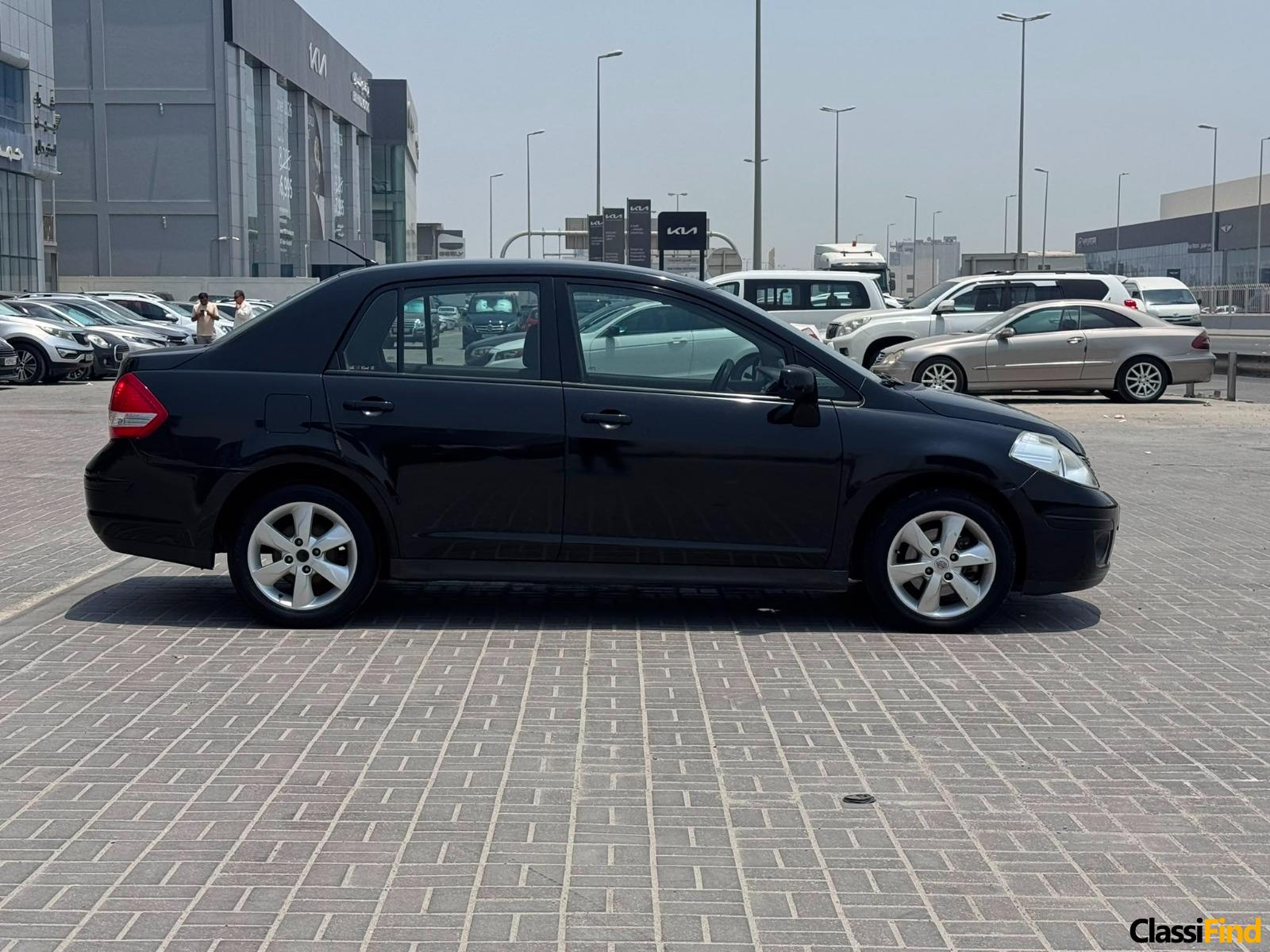 NISSAN TIIDA 2011 BLACK