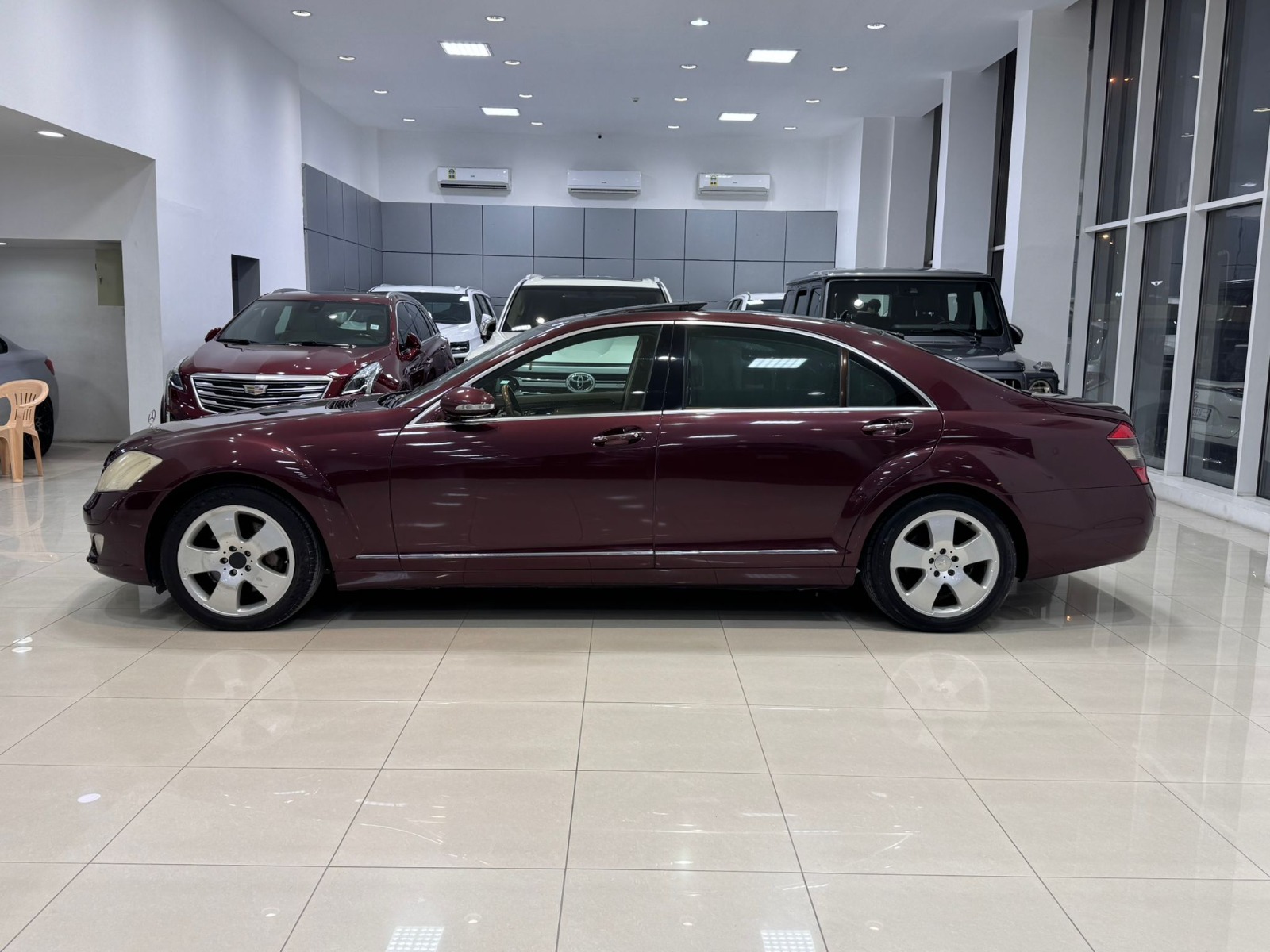 Mercedes Benz S-350 / 2009 (Red)