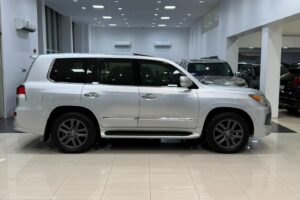 Lexus LX-570 S 2015 (Silver)
