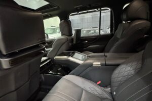 Lexus LX-600 / 2023 (Silver)