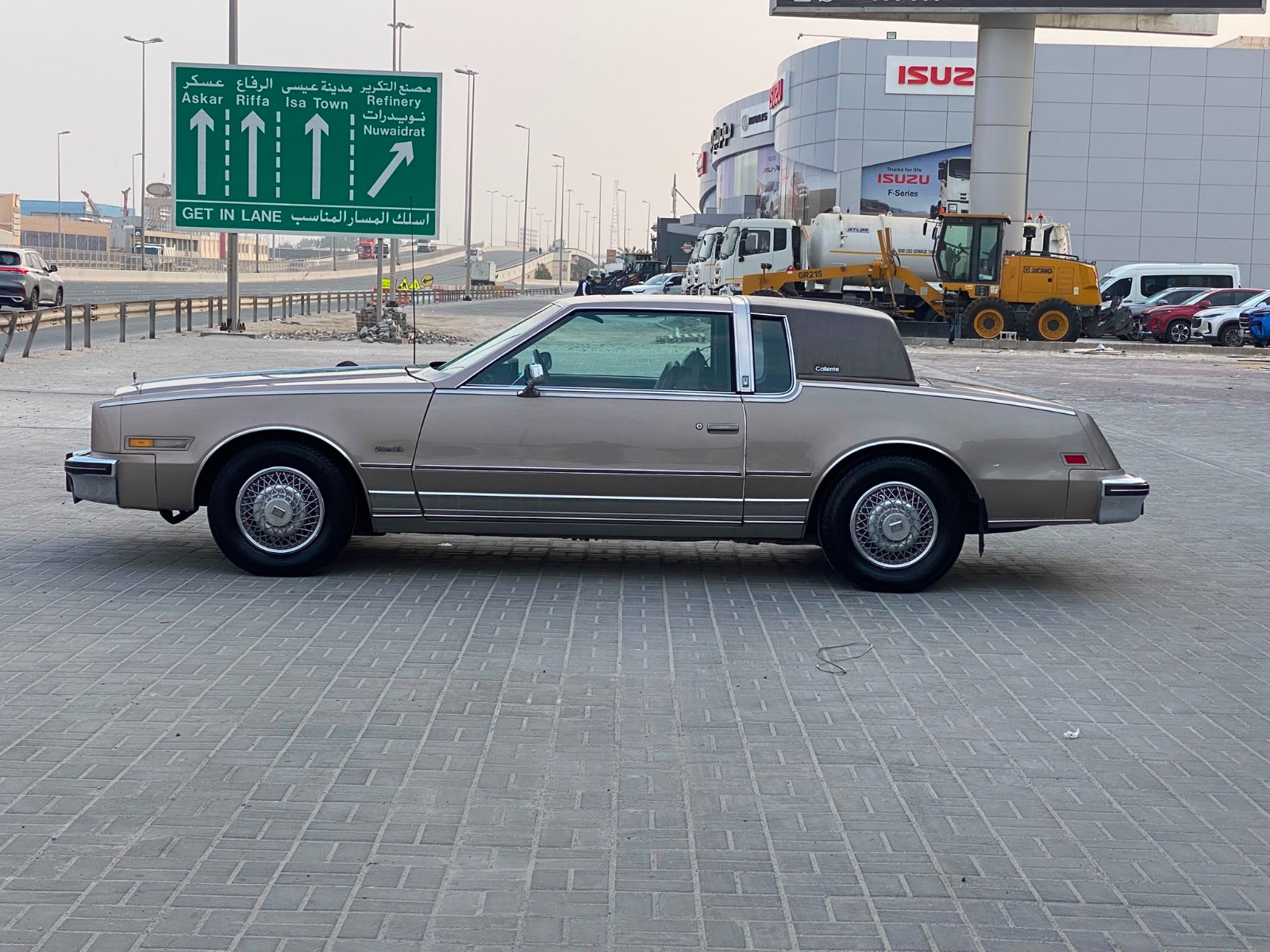 أولدزموبيل تورونادو 1984 (بني)