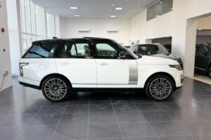 Range Rover Vogue SE 2019 (White)