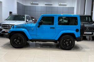 Jeep Wrangler 2017 (Blue)